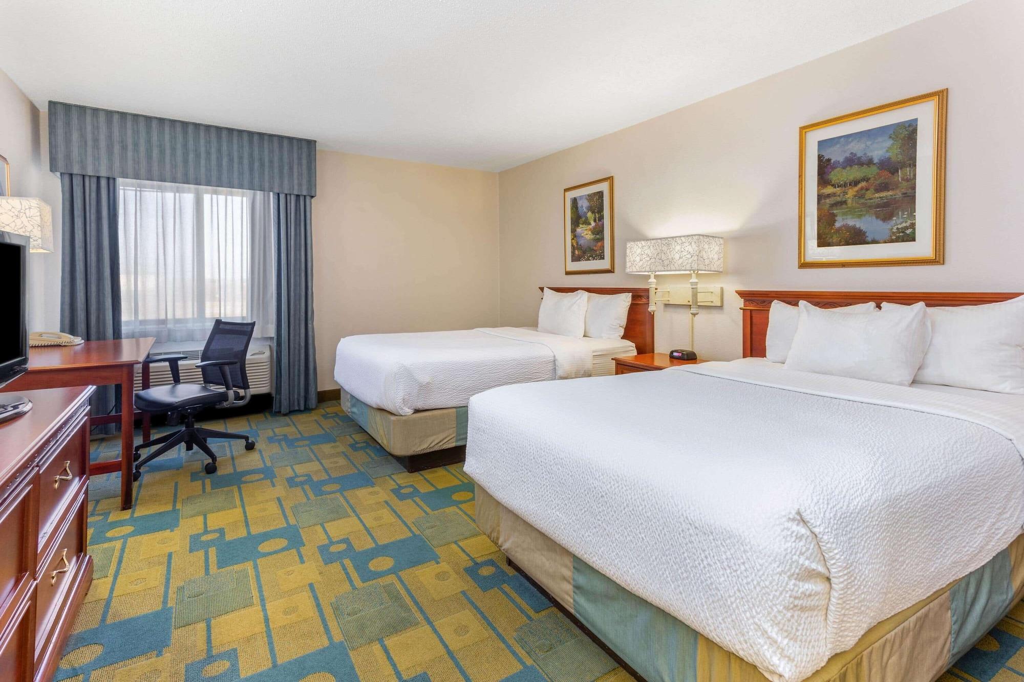 La Quinta By Wyndham Chicago Gurnee Hotel Ngoại thất bức ảnh