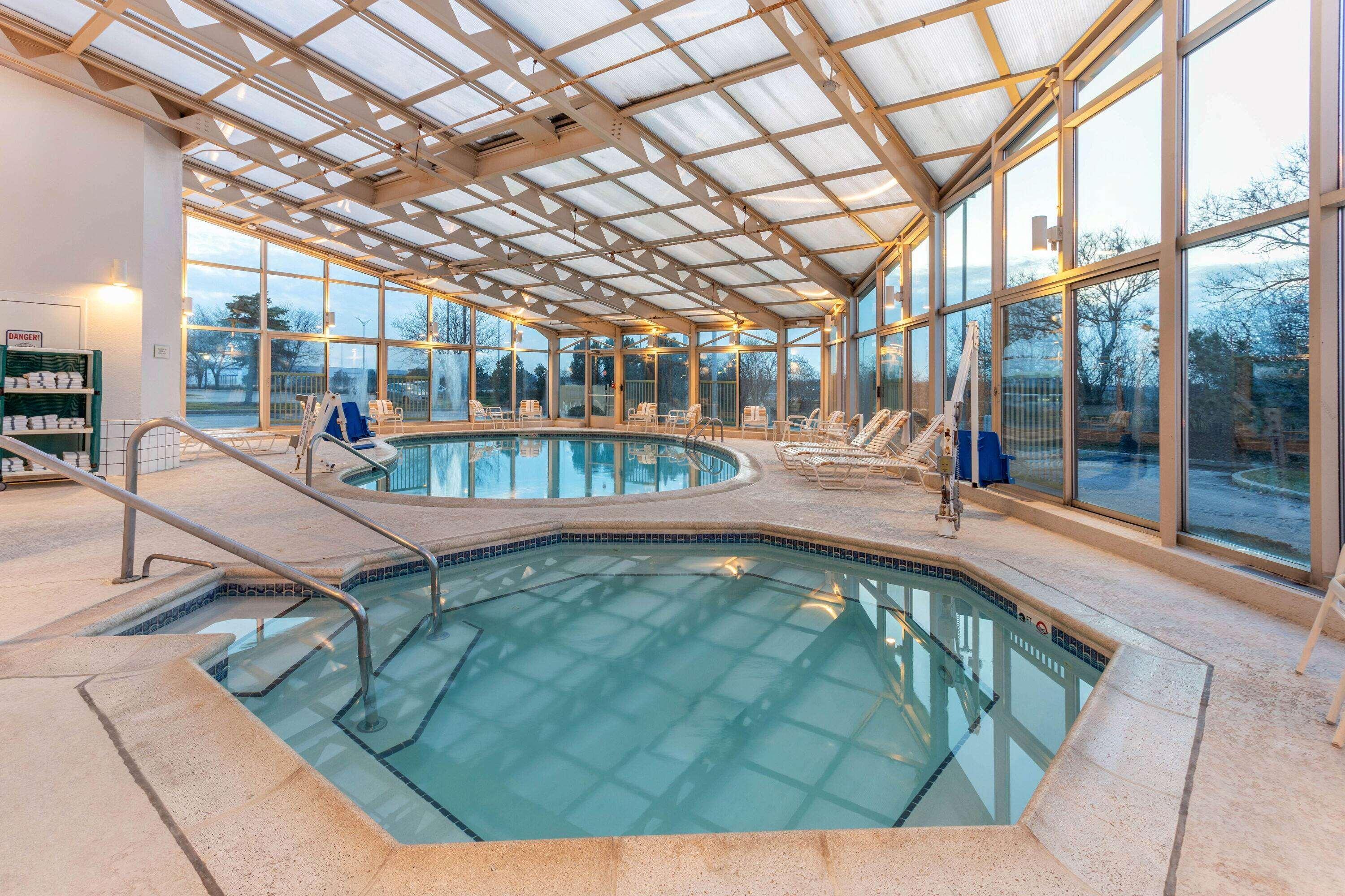 La Quinta By Wyndham Chicago Gurnee Hotel Ngoại thất bức ảnh