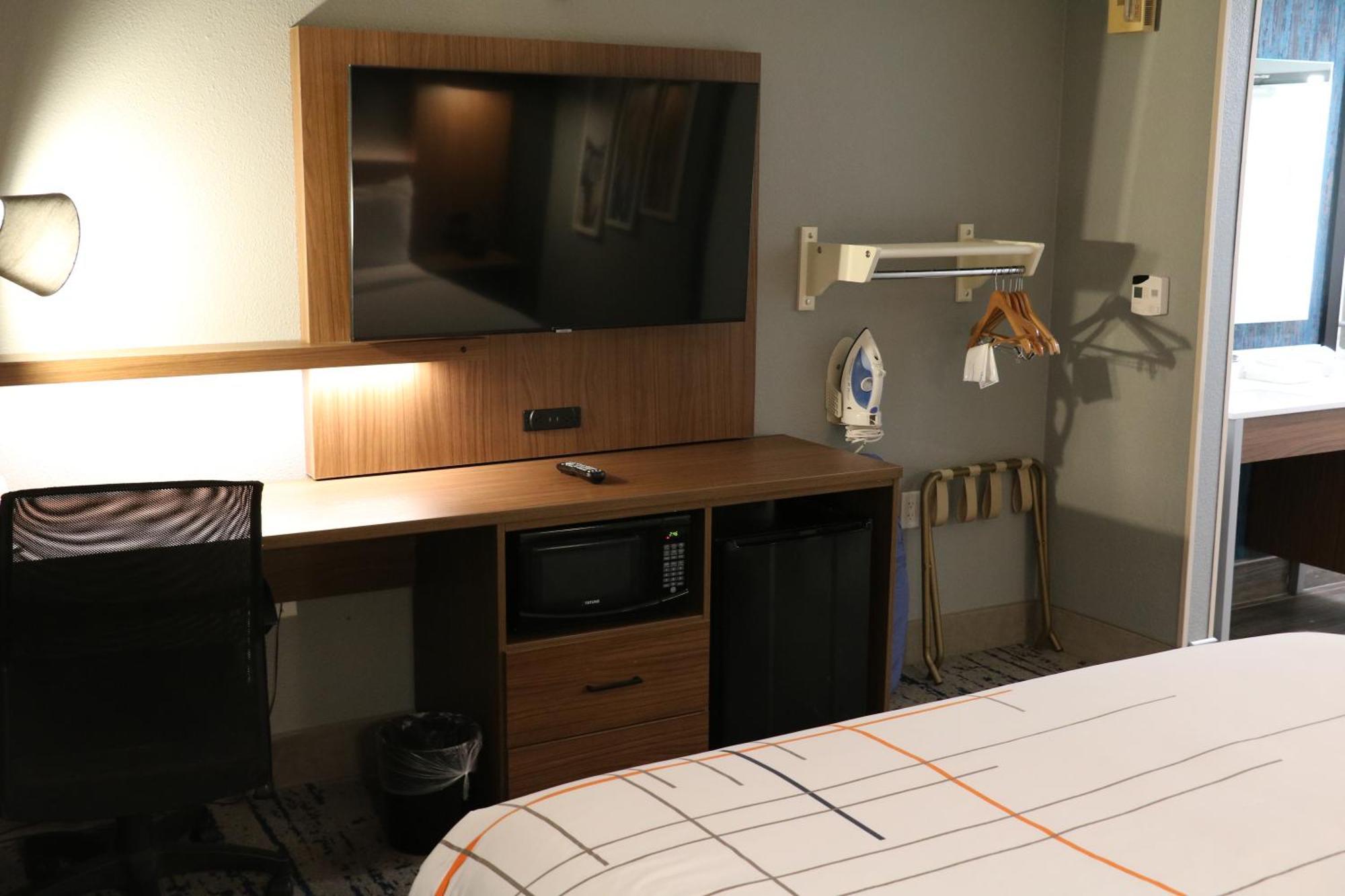 La Quinta By Wyndham Chicago Gurnee Hotel Ngoại thất bức ảnh
